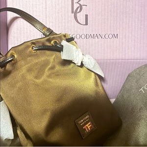 Tom Ford Bucket Bag (Khaki)
